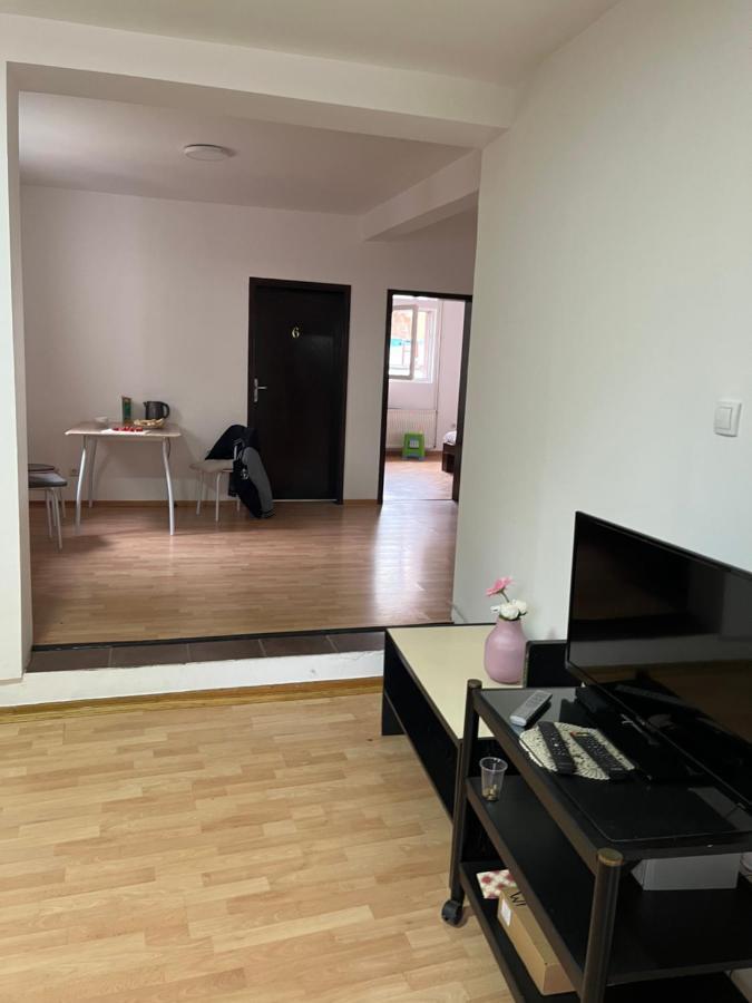 中华楼 - Belgrado Exterior foto