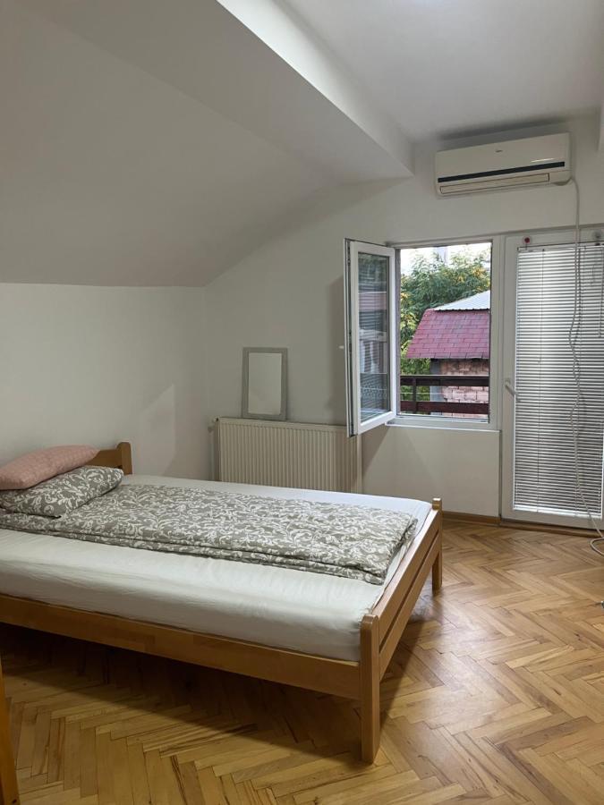 中华楼 - Belgrado Exterior foto
