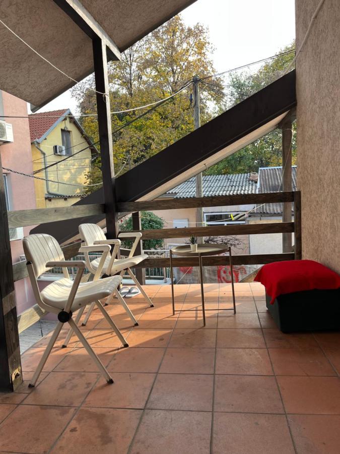 中华楼 - Belgrado Exterior foto