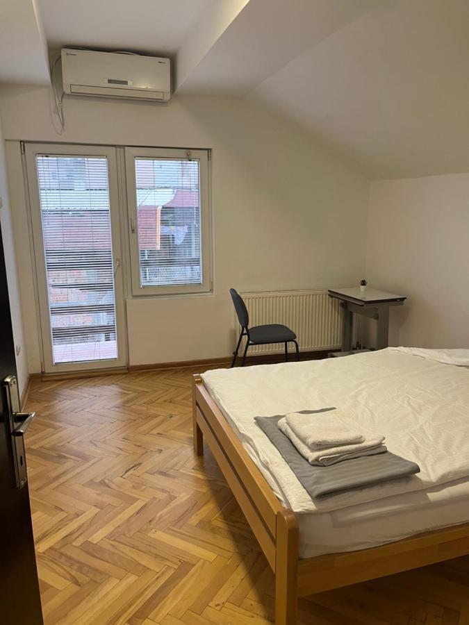 中华楼 - Belgrado Exterior foto